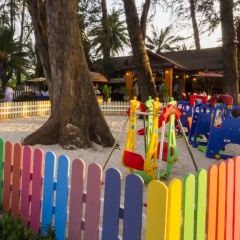 Amora Beach Resort Phuket - Bild 13