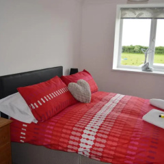 Worship Farm accommodation thumbnail 4