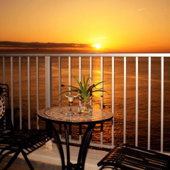 Ocean Front Stay thumbnail 8
