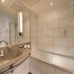 Sunday Saarbruecken Sued Deluxe Double Room - Bild 7
