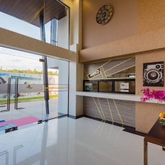 Royal Lee The Terminal Phuket Condominium by Cullinan R. - Bild 2