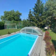 Pool & Lake Holiday Home - Bild 17