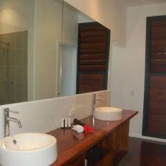 Barrier Beach Resort in Saraotou, Vanuatu from 414$, photos, reviews - zenhotels.com bathroom photo 2