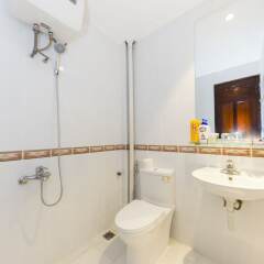 Отель Purple Hue BnB Central Hub Вьетнам, Хюэ - отзывы, цены и фото номеров - забронировать отель Purple Hue BnB Central Hub онлайн ванная