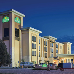 La Quinta Inn & Suites by Wyndham Carlsbad