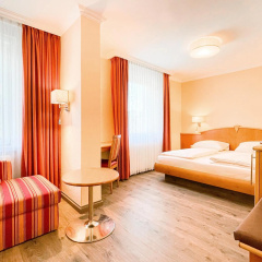 Hotel Kriemhild am Hirschgarten - Bild 3