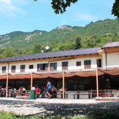 Wolf Village thumbnail 1
