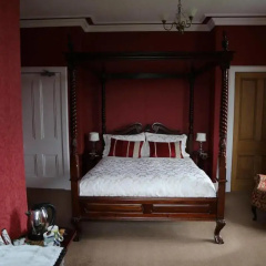 The Pines Guesthouse thumbnail 5