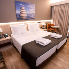 Coral Hotel Athens - Bild 6