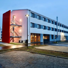 The Rhin Hotel - Bild 1