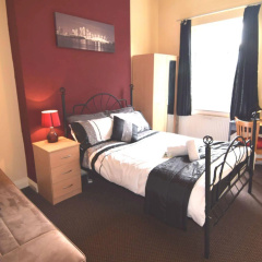 Manu's Guesthouse thumbnail 32