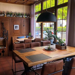 Hotel Weinhaus Zum Schwarzen Bv Ren - Bild 15