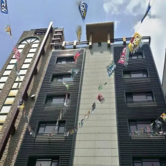 H Hotel thumbnail 1