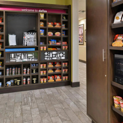 Hampton Inn & Suites Dallas Market Center thumbnail 27