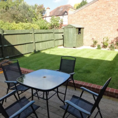 London House thumbnail 2