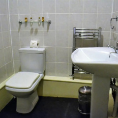 The Red Lion Hotel thumbnail 10