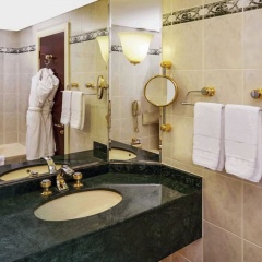 Mövenpick Grand Al Bustan Dubai - Bild 11