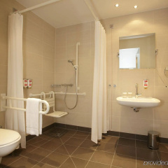 Hotel Berlin Alexanderplatz by Leonardo Hotels - Bild 9