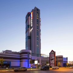 Ramada Encore by Wyndham Izmir - Bild 1