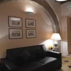 Luxury Art Apt With Terrace in Trastevere, Serviced by Hostmaker thumbnail 2
