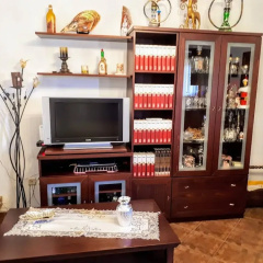 Antonia House thumbnail 12