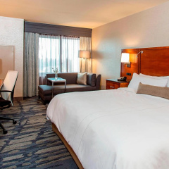 Rochester Airport Marriott thumbnail 7