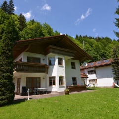 Bright and Modern Apartment in the Beautiful Berchtesgadener Land With Fireplace - Bild 10