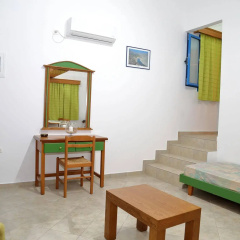 Maria's Apartments thumbnail 12
