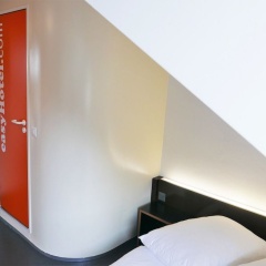 easyHotel Zürich City Centre - Bild 3