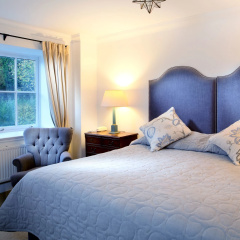 The Royal Hotel thumbnail 3