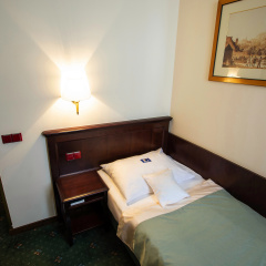 EA Hotel Downtown - Bild 7