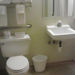 Rodeway Inn thumbnail 6