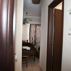 Olympia Hotel thumbnail 3