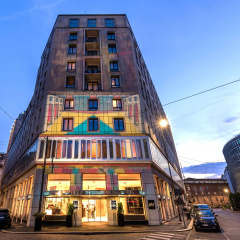 The Square Hotel thumbnail 1