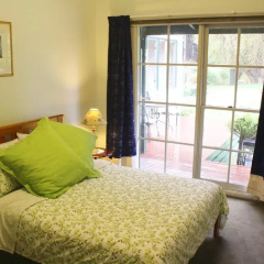 Woodend Old School House thumbnail 8