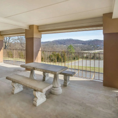 Super 8 by Wyndham Knoxville North/Powell thumbnail 8