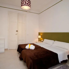 Hostal Medea thumbnail 6