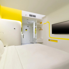 YELLO Hotel Kuta Beachwalk Bali - Bild 3