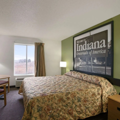 Super 8 by Wyndham Corydon thumbnail 5