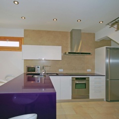 Modern Holiday Home With Private Swimming Pool - Bild 18
