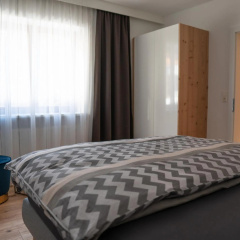 Traditionell-modernes Haus in Hötting - Bild 6