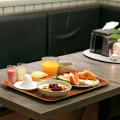 First Hotel Brommaplan - Bild 12