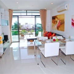 Kamala Regent 3 bedrooms apartment with rooftop pool - Bild 1