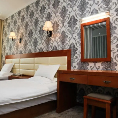 Guide Hotel thumbnail 6