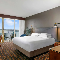Wyndham San Diego Bayside thumbnail 22
