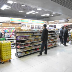 Boxtel at Suvarnabhumi Airport - Bild 11