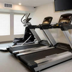 WoodSpring Suites Houston IAH Airport thumbnail 9