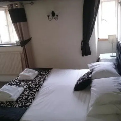 Red Lion Inn thumbnail 3