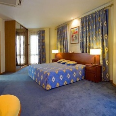 Hotel Alif Campo Pequeno - Bild 11