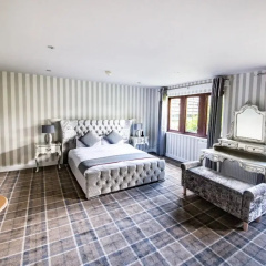 The Rock Hotel thumbnail 3